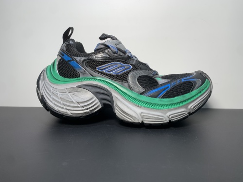 巴黎世家10XL黑绿 独家现货，欢迎合作‼️ 正确组合大底、做旧鞋面、原楦头 该有的材料配置、做工工艺和配套配件全部拉满！货量足，放心推，售后少！ 尺码：35 -46