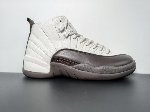 乔丹12代 Air Jordan 12 White/Baroque Brown-Sail 3方联名 米白蛇纹棕色 出货！ 款号: FZ5026-100 号码:7-13