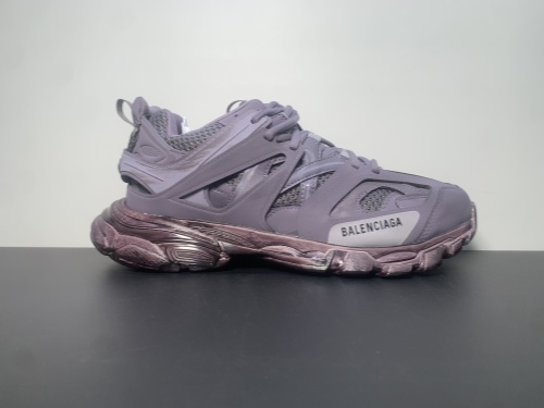 纯原版本巴黎世家三代  资讯：新款BALENCIAGA  巴黎世家-Runner、是通过溢胶、做旧、缝线等细节，展示了设计师 Demna 的运动鞋风格，35-46