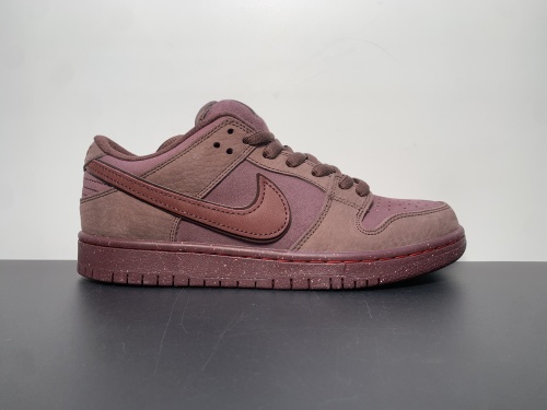 Nike SB Dunk "Valentine’s Day"情人节酒红色 货号：fn0619-600。尺码：36-46出货
