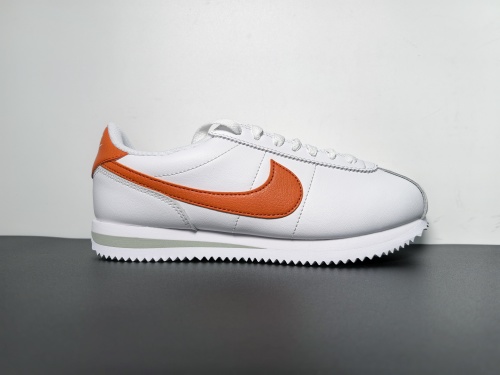 纯原出货，主推咨询问价。 阿甘白橙Nike/耐克Classic  货号DM4044-102 尺码：35.5-45