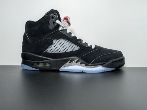 东莞裁片出货 Air Jordan 5 “Black Metallic Reimagined”复刻黑银出货 货号:HF3975-001 ​尺码40.5-47.5有45.5