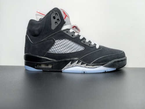 OG版出货 Air Jordan 5 “Black Metallic Reimagined”复刻黑银出货 货号:HF3975-001 ​尺码40-47.5