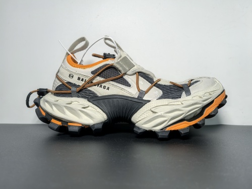 巴黎世家 十五代18XL 登山户外鞋 灰橘色 全码出货  全新一代户外鞋 尺码：35-46