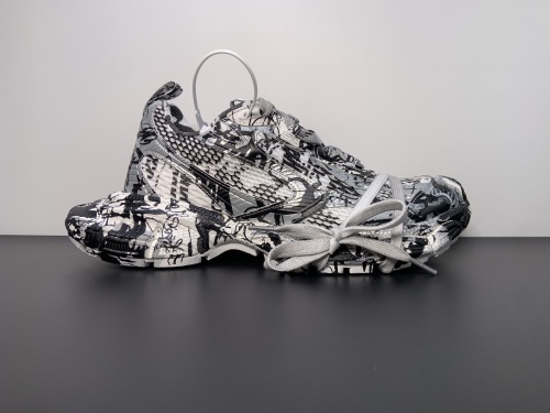 巴黎3XL白黑涂鸦35-46出货