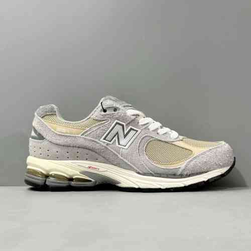 GS版本 灰褐色M2002RCS New Balance NB 2002R 舒适百搭防滑耐磨 低帮休闲跑步鞋 男女同款 灰褐色