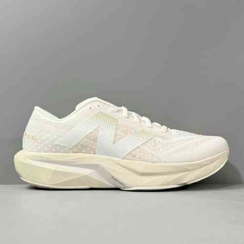 VK版本 白色WFCXLJ4 New Balance FuelCell Rebel V4 百搭柔软减震耐磨 低帮 休闲跑步鞋 女款 白色