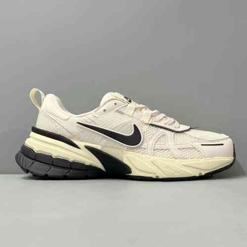 DJ版本  米黄奶油FD0736-101 耐克Nike V2K Run 轻便耐磨时尚亮色舒适织物皮革减震防滑耐磨低帮休闲跑步鞋 男女鞋