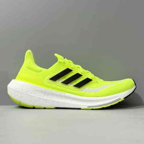 XG版本 UB9.0黑绿IE1767 阿迪达斯三叶草adidas ULT 舒适时尚 织物防滑减震轻便 低帮 休闲跑步鞋 男女同款 黄黑