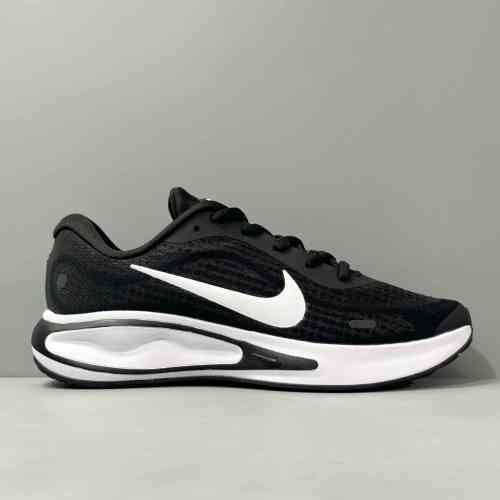 YH版本 黑白色FN0228-001 Nike Journey Run 防滑减震耐磨 低帮跑步鞋 女款
