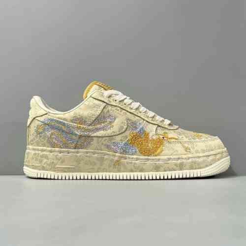 AW版本 喜喜/黄金色HJ4285-777 Nike Air Force 1 Low 喜喜 龙凤风呈祥 婚鞋 防滑减震耐磨 低帮 板鞋 男女同款 金黄色 情人节