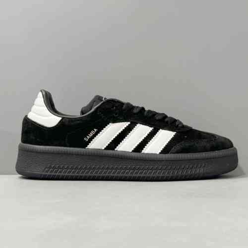 XR版本 猪八黑白IE1679 阿迪达斯三叶草 adidas originals Samba XLG 百搭休闲 轻松舒适防滑耐磨 低帮 板鞋 男女同款