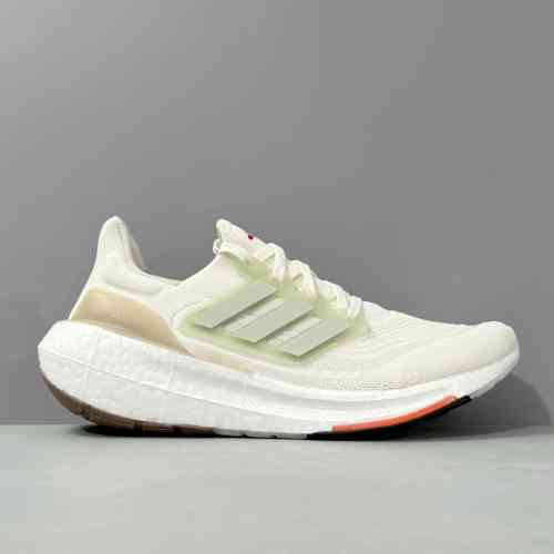 XG版本 UB9.0/白绿HQ6348 阿迪达斯三叶草adidas ULT Light BOOST舒适抗扭转 织物防渭耐磨轻便 低帮 训练跑步鞋 男女同款 白绿