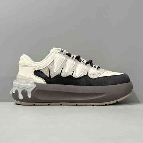 BK版本 黑白熊猫色F12W431212FPB FILA斐乐 CARROT 2 萝卜鞋2.0 经典百搭休闲 防滑减震耐磨 低帮 板鞋 女款 黑白熊猫色