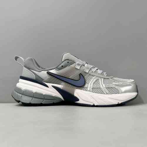 DJ版本 灰银色HJ4497-002 Nike V2K Run“Wolf Grey/Midnight Navy”舒适百搭 低帮Y2K复古跑步鞋 男女同款 灰银色