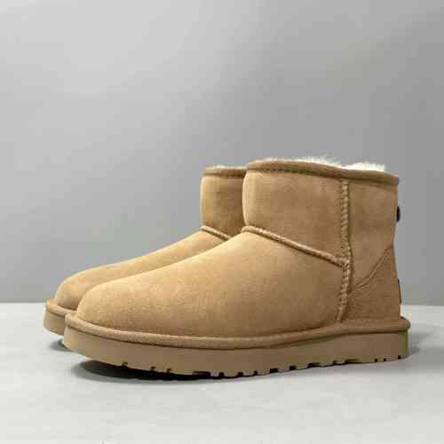LS特价版本 经典中帮-栗色1016222-CHE UGG CLASSIC MINI 羊皮 保暖耐磨 舒适休闲 短筒 雪地靴 女款 栗色