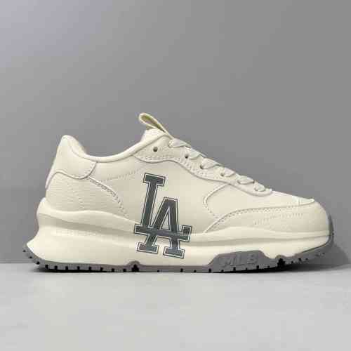 PB版本 米灰LA 3ASHCRB3N-07IVS MLB Chunky Runner Basic 皮革 舒适百搭 复古休闲跑步 低帮 老爹鞋 男女同款 米色