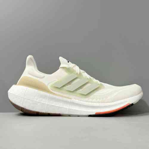 XG版本 UB9.0白绿（粉红标）HQ6338 阿迪达斯三叶草adidas ULT Light BOOST舒适抗扭转 织物防滑耐磨轻便 低帮 训练跑步鞋 男女同款 白绿