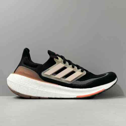 XG版本 UB9.0黑橙HQ6344 阿迪达斯三叶草adidas ULT Light BOOST舒适抗扭转畅跑 织物防滑耐磨轻便 低帮 休闲跑步鞋 男女同款 黑色