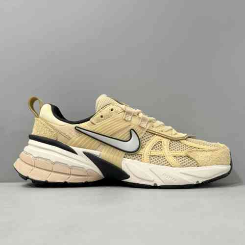 JD版本 棕白FN6703-200 Nike V2K Run 舒适百搭防滑耐磨 低帮 休闲跑步鞋 女款 棕白