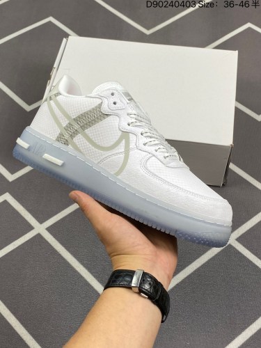 120NK Air Force 1 Low 空军冰蓝 CQ8879-100 空军一号低帮百搭休闲运动板鞋 柔软、弹性十足的缓震性能和出色的中底设计 横跨复古与现代的外型结合 造就出风靡全球三十多年