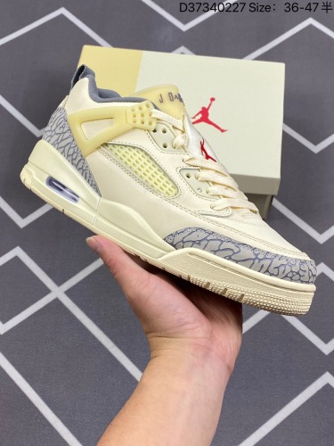 170Jordan Spizike Low AJ复古低帮篮球鞋 这款鞋子著名导演斯派克·李的Jordan Spizike专属，预计于明年夏季推出全新低帮版本，将包括三款配色，经典爆裂纹非常复古。两