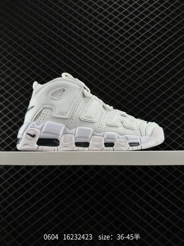 115 Nike Air More Uptempo ’96 OG 皮蓬大AIR  以流行于街头的涂鸦文化为设计灵感，整体的设计风格夸张而充满魅力，厚实而充满质感的皮质鞋面两侧印刻了一对巨大的字母“AI