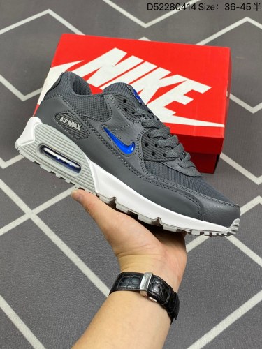 140公司级✅耐克Nike Air Max 90 经典复古小气垫缓震跑鞋 鞋面由皮和革织物打造，犀利的条线打造出酷劲十的足视觉效果 网布鞋增面强透气性，穿着为极舒适 经可典视气垫醒目依旧，而脚感更