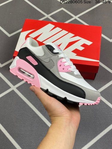 140耐克 男鞋 Nike Air Max 90 NRG 运动小气垫日常运动鞋融合经典设计线条和丰富材质，沿袭元年款经典元素，焕新演绎出众外观，整体视觉表现活力满载，上脚效果满分。类型：男鞋货号：