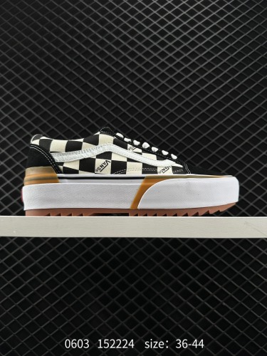 120 VANS/万斯 正确原装铝楦数据楦型版本❗2021ss官方新色，范斯Vans Old Skool 36 Dx经典老茱利安系列低帮复古硫化休闲运动板鞋。   类型：男女鞋 码数：36 -44 编