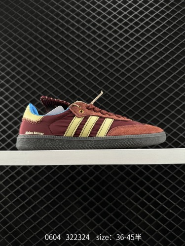 120 adadis Original SambaO Classic 复古单品 德训 复古桑巴板鞋 这款桑巴鞋展示了高质量的工艺 带有装饰的超锁缝制和无缝的手感 柔软、柔软的皮革造型和标志性的3条纹完