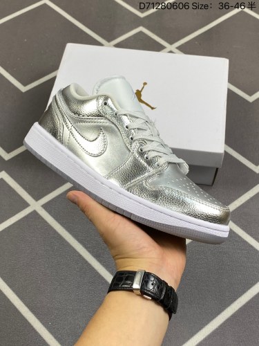 140Air Jordan 1 Low AJ1乔1低帮休闲板鞋 原鞋原档案开发  原档冲孔鞋头 鞋舌高弹海绵填充。货号：FN5030 001 D71280606 Size36-46半