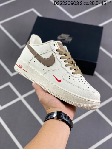 110Nike Air Force Low 空军一号低帮休闲板鞋 官方同步 原楦头原纸板 打造纯正空军版型#专注外贸渠道 全掌内置蜂窝气垫 #原盒配件 原厂中底钢印、拉帮完美 SIZE：
