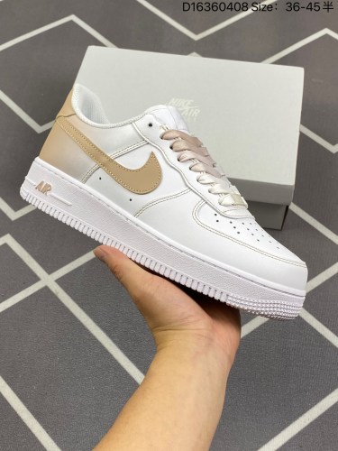 180耐克Nike Air Force 1 Low  空军一号低帮百搭休闲运动板鞋。柔软、弹性十足的缓震性能和出色的中底设计，横跨复古与现代的外型结合，造就出风靡全球三十多年的Force 1。货号