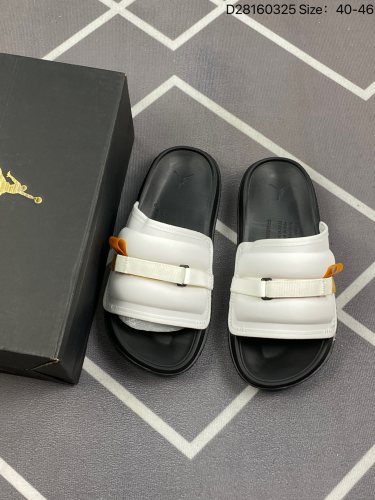 合集80  Air Jordan Super Play 乔丹拖鞋 AJ拖鞋 运动拖鞋 钩环带提供可调节的安全贴合；鞋面的合成皮革提供舒适的耐用性；带有纹理鞋床的泡沫鞋底为您提供支撑缓冲；外底人字纹