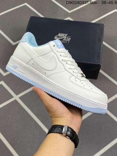 120耐克Nike Air Force 1 Low 空军一号低帮休闲板鞋 打造纯正空军版型#专注外贸渠道 全掌内置蜂窝气垫 #原盒配件 原厂中底钢印、拉帮完美 货号：CD6915 103码数：如图