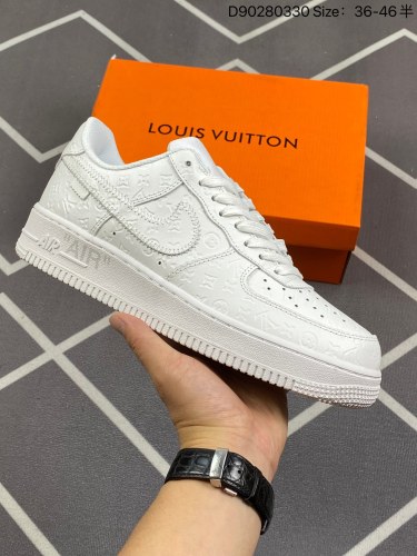 140采用纤维荔枝纹牛培皮革鞋面材质 绝对的秋冬神器，全新耐克Nike Air Force 1 Low Luxe  耐克 空军一号改良防滑厚底低帮百搭休闲运动板鞋“皮革生胶底”。类型：男女鞋货号