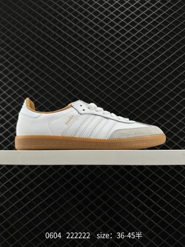 110 AD Original Samba OG 复古经典轻便板鞋 白蓝 这款桑巴鞋展示了高质量的工艺 带有装饰的超锁缝制和无缝的手感 柔软、柔软的皮革造型和标志性的3条纹完成了精致的外观 正规合身鞋