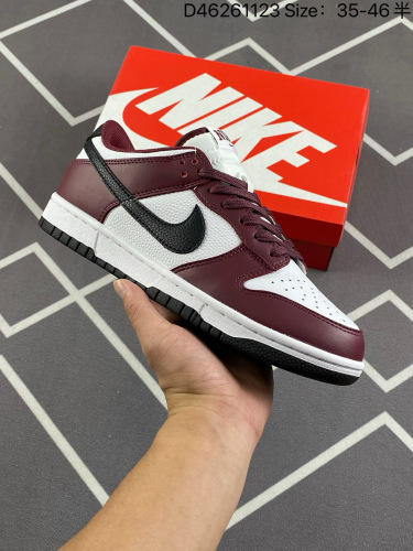 130 ✅耐克Nike SB Zoom Dunk Low 板鞋 系列经典百搭休闲运动板鞋加厚鞋舌的填充，使舒适性大大提升，同时也更方便穿脱中底部分则加入了脚感柔软舒适ZoomAir气垫，有效吸收滑