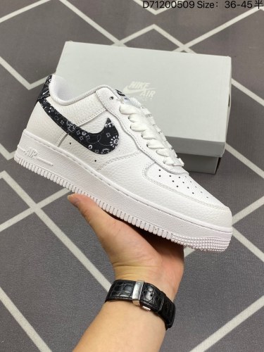 100Nike Air Force 1 Low 空军一号低帮休闲运动板鞋 原楦头原纸板 打造纯正空军版型 专注外贸渠道 全掌内置蜂窝气垫 原盒配件 原厂中底钢印、拉帮完美   货号CW2288-1
