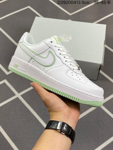 100✅Air Force 1 ‘07 Low 原楦头原纸板 打造纯正空军版型#专注外贸渠道  全掌内置蜂窝气垫 #原盒配件 原厂中底钢印、拉帮完美  官方同步上架货号：DV0788-003Siz
