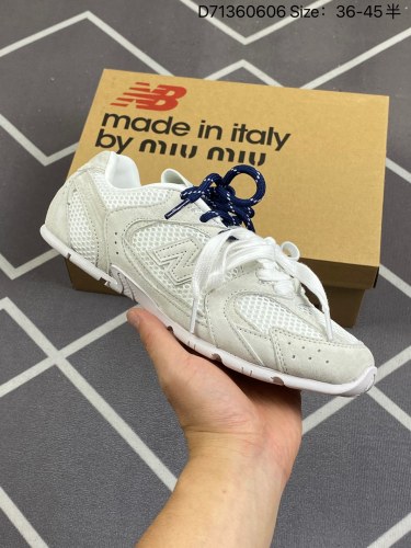 180原楦原纸版数据开发#全套配件防尘袋及说明书!!#采用翻毛皮组合网织布鞋面材质#内嵌环保EVA鞋垫#外置防滑耐磨橡胶大底❗️美拉德配色打造全新跨界合作，意大利奢侈品牌缪缪Miu Miu x N