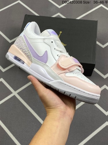 210公司级✅Air Jordan Legacy AJ312 鞋身采用了皮革材质打造 横跨鞋面的魔术贴十分吸睛 侧面的Swoosh Logo的一部分被鞋面遮挡了一部分 颇具玩味 魔术贴上标有NK标