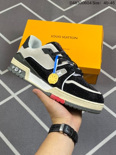 150路易威登 Louis Vuitton LV路易威登板鞋 (2)