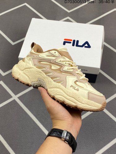 150✅FILA斐乐 冬季新款老爹鞋 休闲鞋厚底面包鞋运动鞋货号F12W342103ATO尺码35.5 36 36.5 37.5 38 38.5 39 40IDD70300513 Size35.5