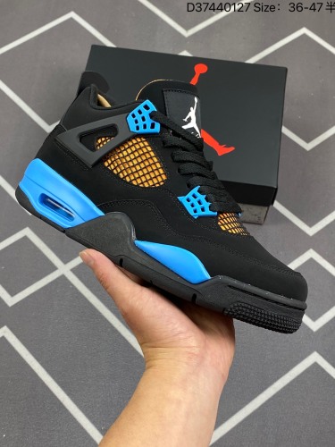 220Air Jordan 4 Retro 黑蓝黄 AJ4 乔丹4代 aj4 乔4 黑蓝黄 乔丹篮球鞋系列 鞋身采用黑色磨砂为主，辅以蓝色细节点缀，呈现出经典配色，搭配蓝色鞋带扣，简约又百搭；标志