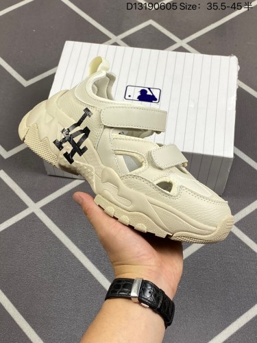 95✅NY美国榄球洋基队限定 x MLB Big Ball Chunky Mesh 厚底老爹系列低帮魔术贴轻量休闲运动慢跑鞋凉鞋货号：3ASDCH133（GP006C）尺码：35.5-45半如图所