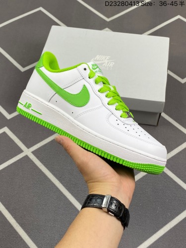 140耐克Nike Air Force 1 Low  空军一号低帮百搭休闲运动板鞋。柔软、弹性十足的缓震性能和出色的中底设计，横跨复古与现代的外型结合，造就出风靡全球三十多年的Force 1。