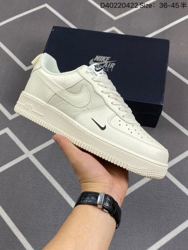 110Nike Air Force1  全新配色#原楦头原纸板  打造纯正空军版型#专注外贸渠道  全掌内置蜂窝气垫#原盒配件 原厂中底钢印、拉帮完美  货号：FZ4625-100尺码：36 36