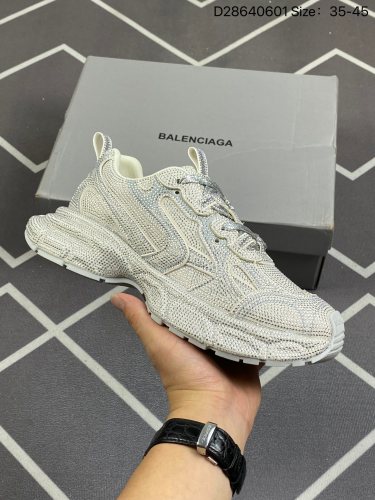 合集320公司级✅Balenciaga Runner Kith Four.Color 巴黎世家7.0 21ss最新配色潮流复古休闲鞋#全新磨具开模 原版原装大盒 还原官方配置 顶级专供货号：734